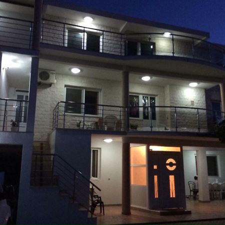 Apartments Melbourne 울친 외부 사진